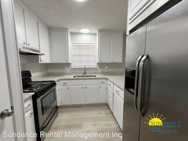 Foto del edificio - 3 br, 1 bath House - 209 Forrest Parkway