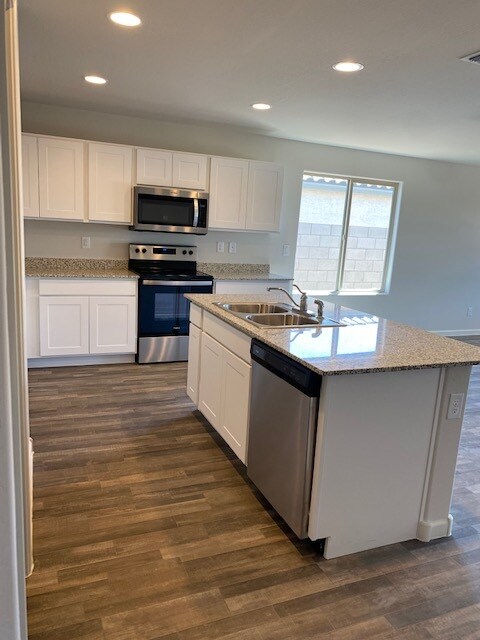 Foto del edificio - 797 S Silvercreek Ln