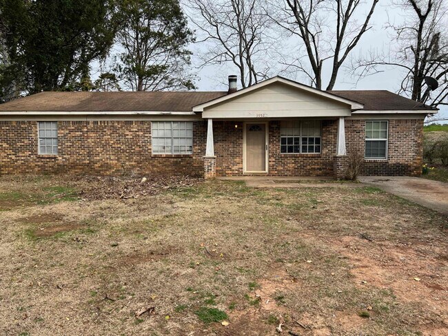 Building Photo - 3952 Tanglebush Ln NW