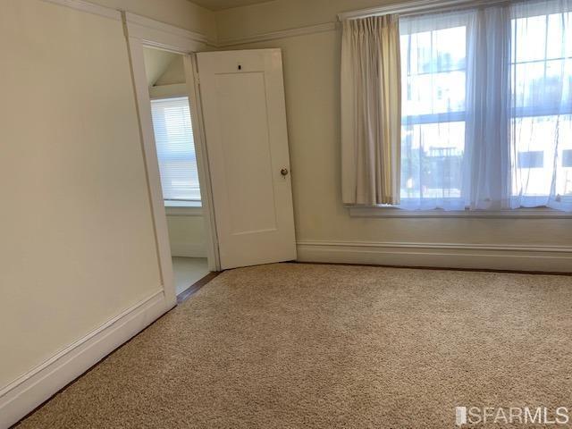 Foto del edificio - 2223 19th Ave