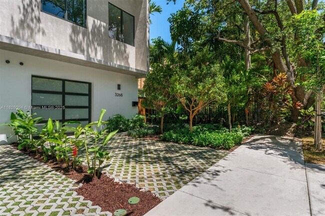 Foto del edificio - 3268 Gifford Ln