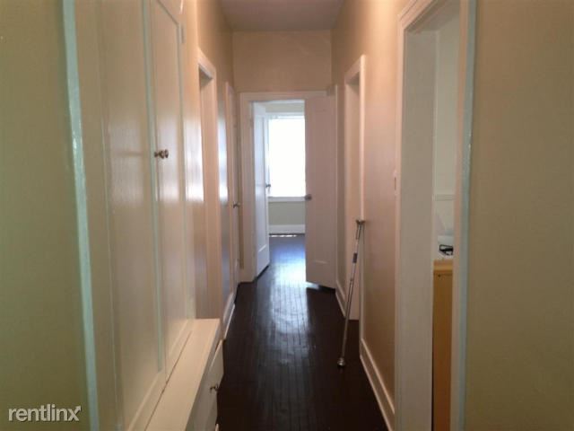Primary Photo - 860 N Oxford Ave