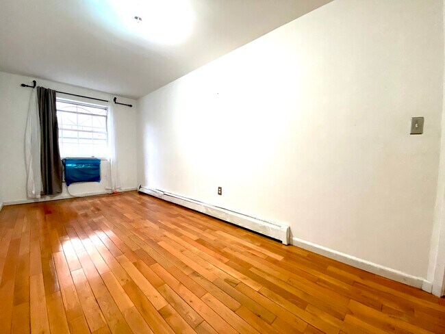 Building Photo - 23-18 32nd St