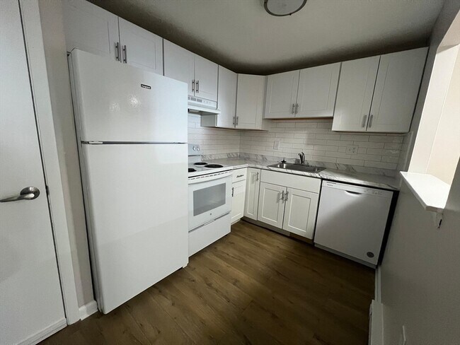 Foto del edificio - 328 Greenwood St