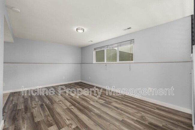 Building Photo - 80 N 400 E