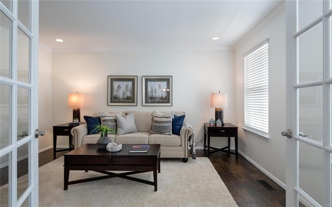 Building Photo - 15900 Eagles Landing Ct