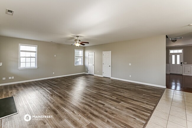 Building Photo - 8927 Merrie Rose Ave