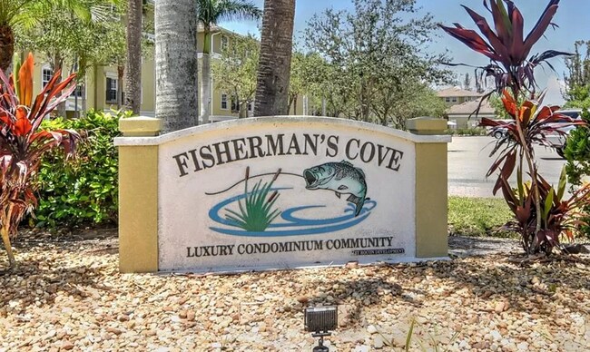 Foto del edificio - 10060 Lake Cove Dr