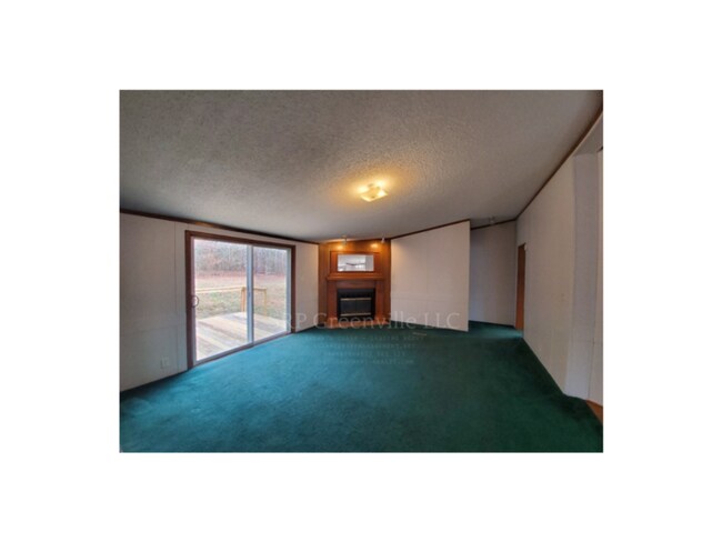 Building Photo - 4 Bedroom Home in Fountain Inn
