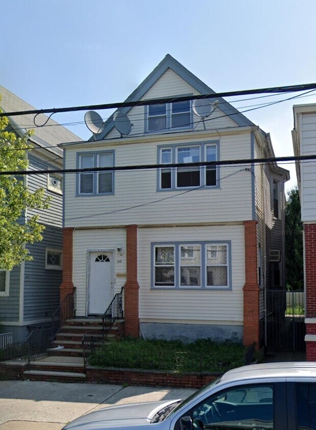 Primary Photo - 188 Avenue C