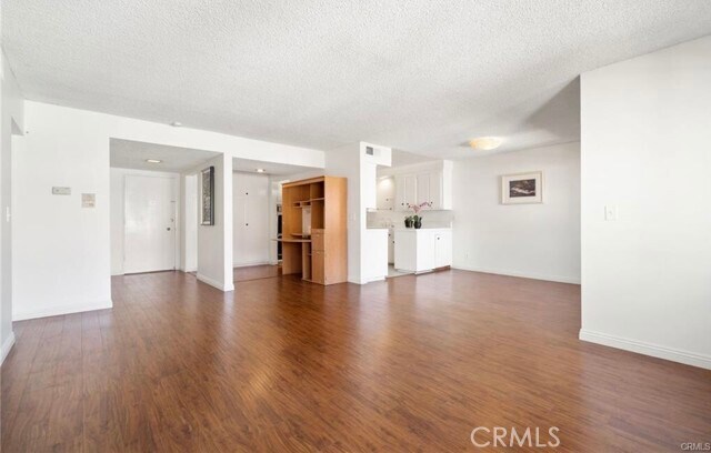 Building Photo - 120 S Sierra Madre Blvd