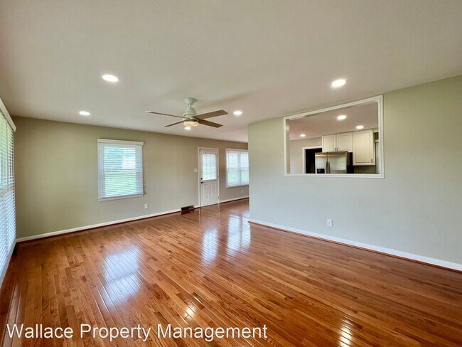 Building Photo - 3 br, 2 bath House - 8039 Gleason Drive