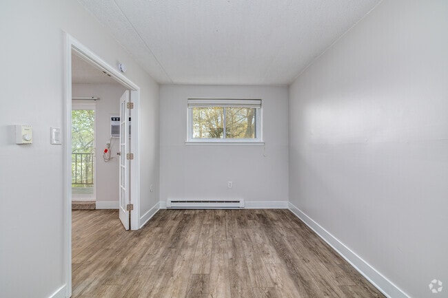 2BR, 2BA - 1,110SF - Den/Office - Park at Westminster