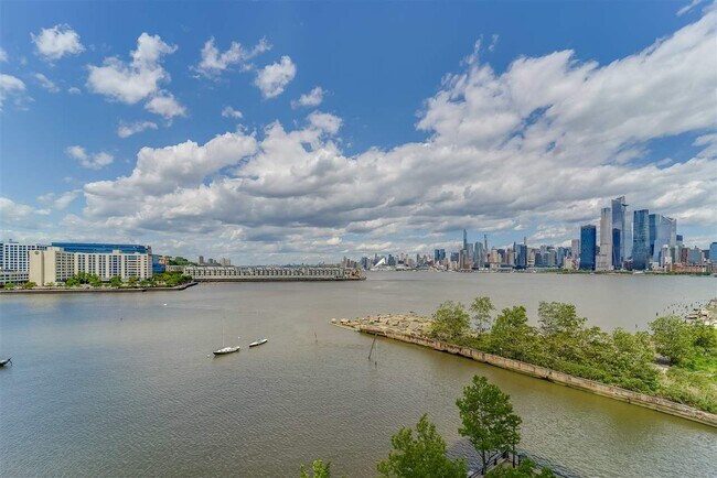 Foto del edificio - 1500 Hudson St