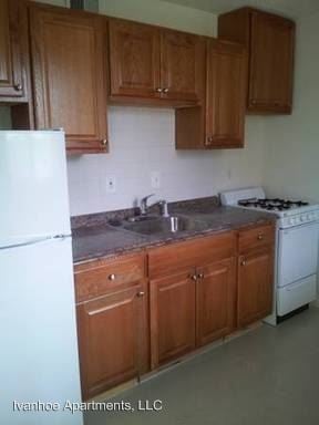 Building Photo - 400 N Black Horse Pike