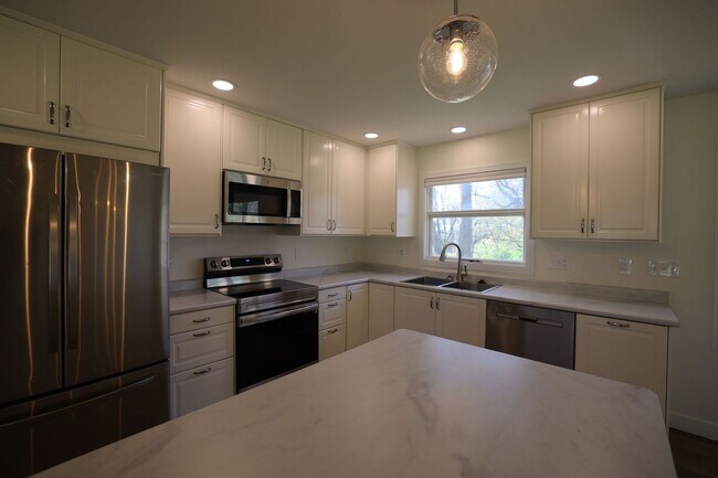 Building Photo - 3925 W Walnut Leaf Dr