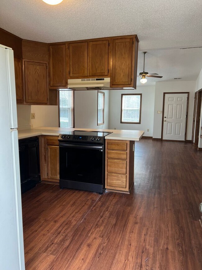 Foto del edificio - 120 Double Eagle Dr