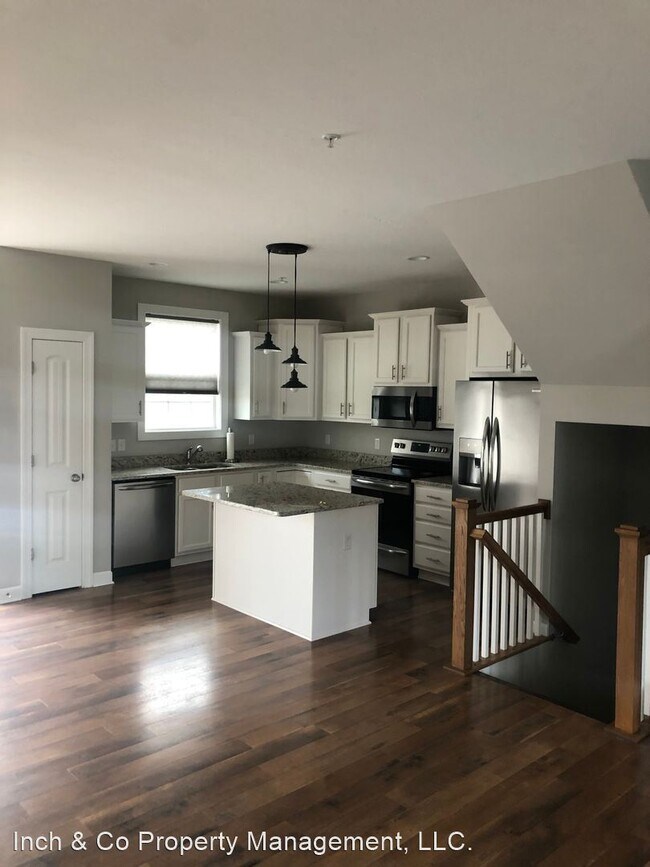 Building Photo - 3 br, 2.5 bath House - 519 Charles Ave