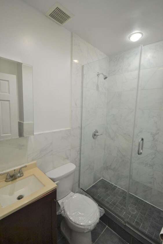 32 St, Brooklyn, NY 11231 Apartments in Brooklyn, NY