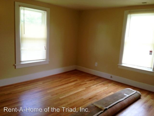 Building Photo - 1105 McCormick St