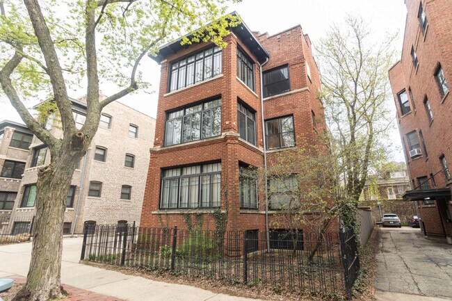 Foto del edificio - 901 W Ainslie St