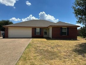 Building Photo - 4300 Larry Don Ln