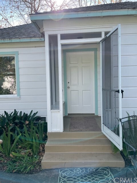 Primary Photo - 8838 Ardendale Ave