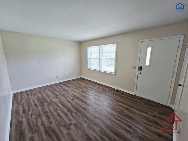 Foto del edificio - 1228 Pleasant View Dr