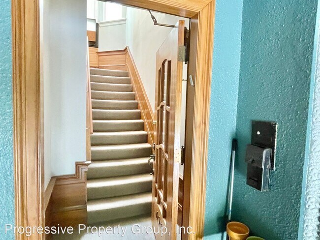 Foto del edificio - 2 br, 1.5 bath House - 655 14th Avenue