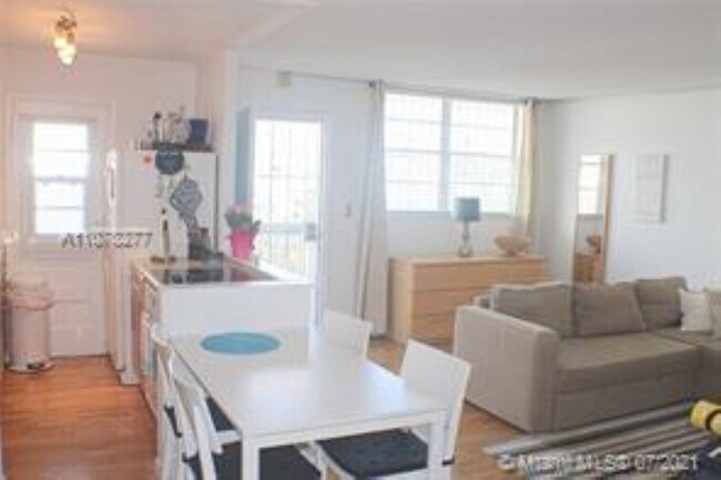 Building Photo - 301 Jefferson Ave