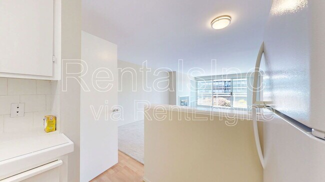 Foto del edificio - 59 Lupine Ave
