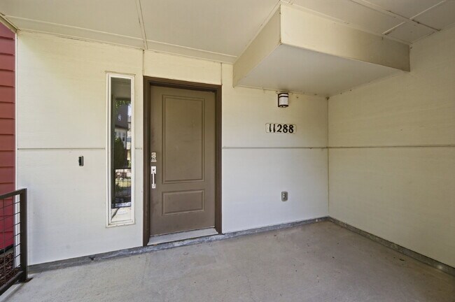 Foto del edificio - $2,495.95, Two Bedroom, 2.5 bathroom Townhome in Broomfield