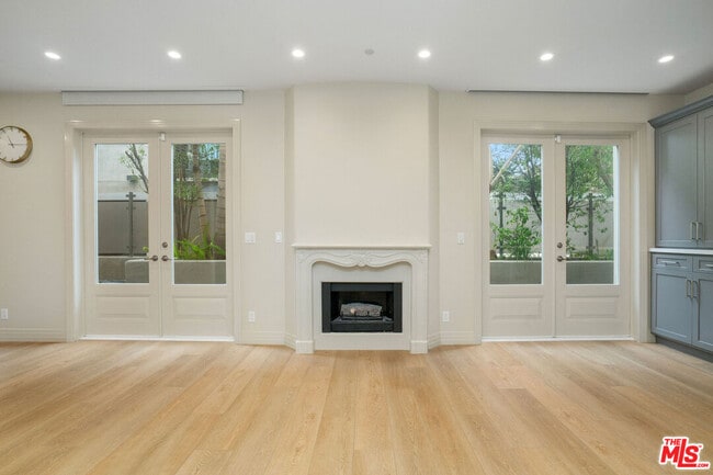 Building Photo - 1018 2nd St