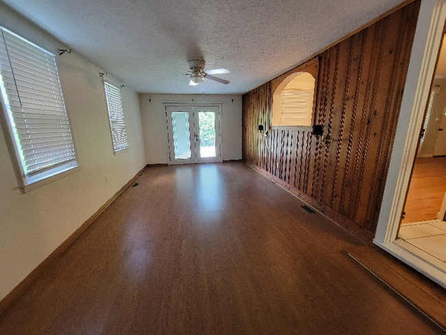 Building Photo - 177 Chiles Ave
