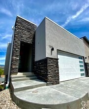 Building Photo - 1266 E Echelon Rdg Ln