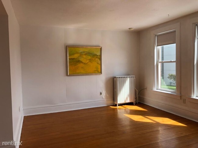 Foto del edificio - 209-211 E 3rd St