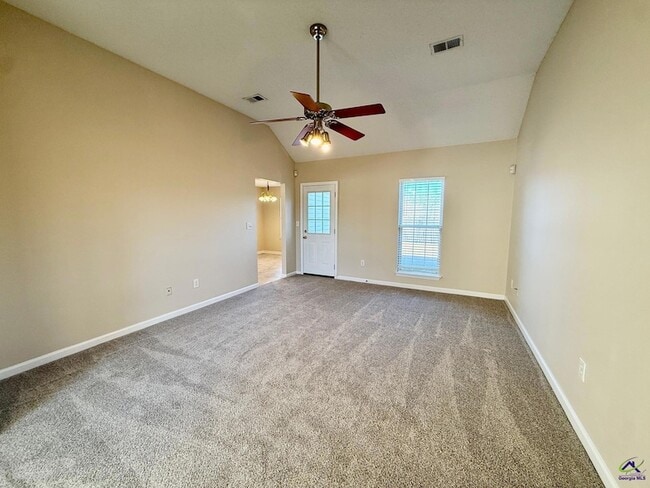 Building Photo - 105 Selena Ct