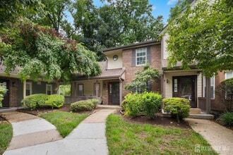 1609 Mulberry Ct