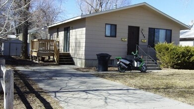 Building Photo - 1508 11th St W