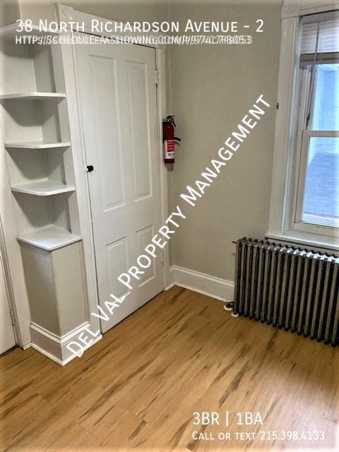 Foto del edificio - Updated Second Floor Apartment for Rent in...