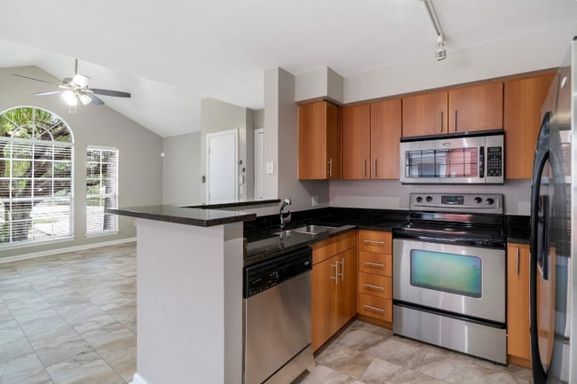 Building Photo - 1125 Crystal Way