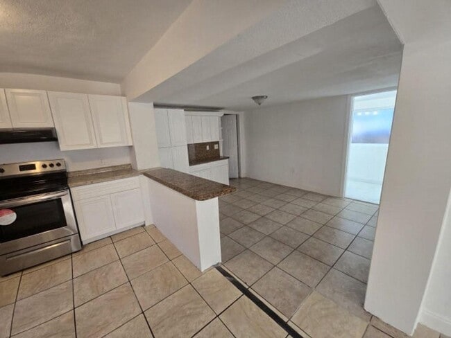 Photo - 5431 NW 30th Ave House