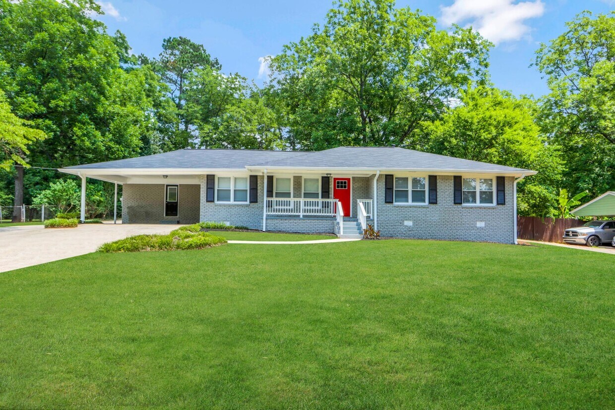 Primary Photo - 1470 W Austin Rd
