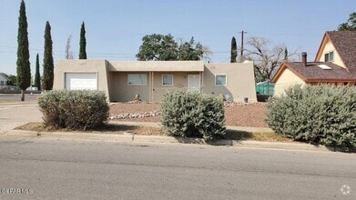 Building Photo - 4737 Tropicana Ave
