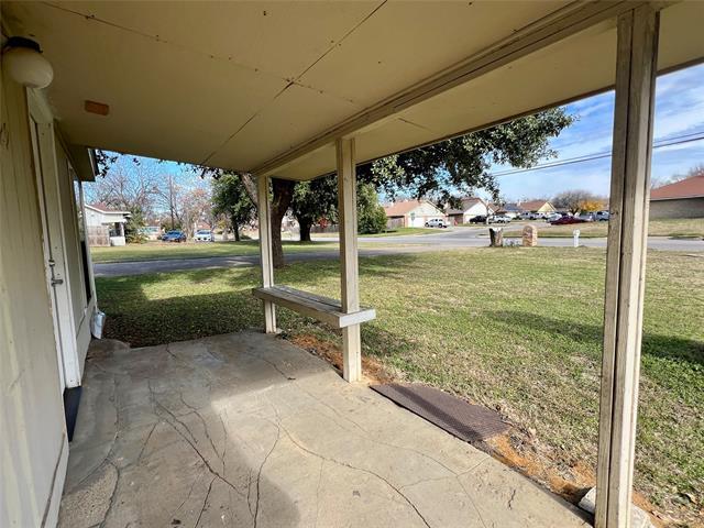 Building Photo - 1529 S Nursery Rd