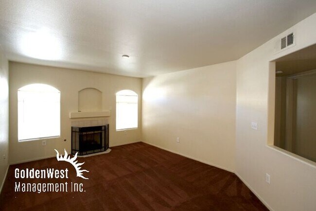 Foto del edificio - Cozy 2Bdm 2Ba in a Gated Community