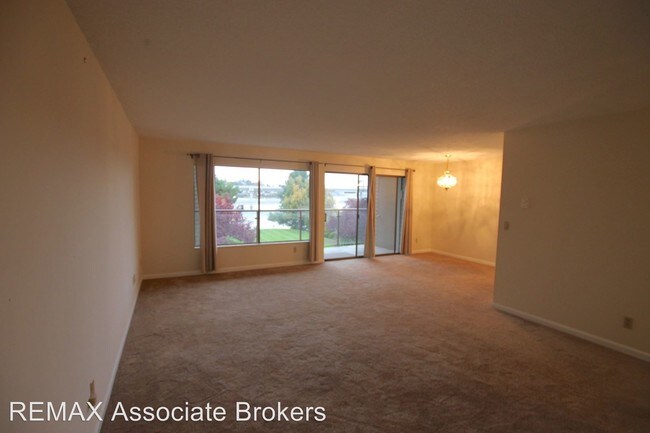 Foto del edificio - 2500 Canterbury Ln E