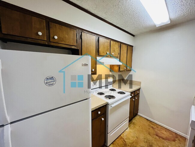 Foto del edificio - 48 Colonial Dr