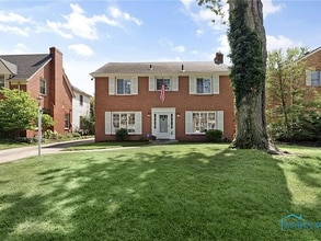 Building Photo - 2310 Goddard Rd