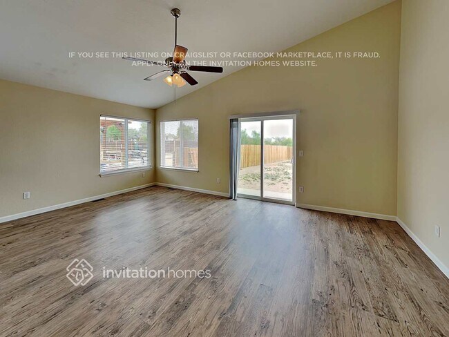 Foto del edificio - 7294 Araia Dr